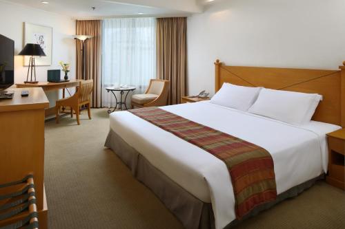 room detail thumbnail 1