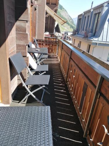 Petit Helvetia Budget Hotel - image 3