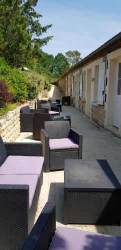 Erkély/terasz, LE GOLURET Chambres & Table d'hôtes - Espace Bien Être (LE GOLURET Chambres & Table d'hotes - Espace Bien Etre) in Couvignon