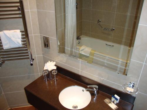 Ard Ri House Hotel - main image