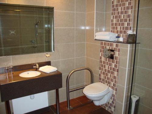 Ard Ri House Hotel - image 5
