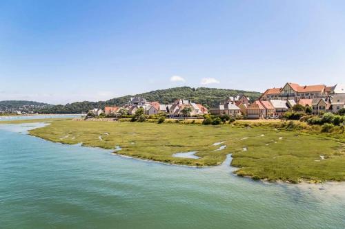 Port-Guillaume, résidence de vacances avec mer & piscine