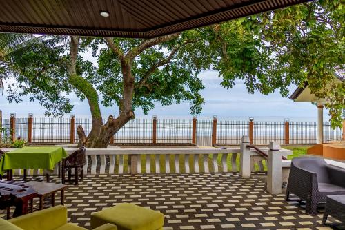 Casa dela Playa (House by the Beach) in Sicayab