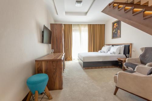 Waikiki Apartments - image 12