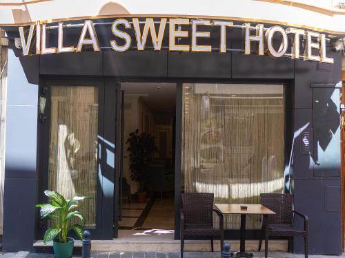 Villa Sweet Hotel - image 10