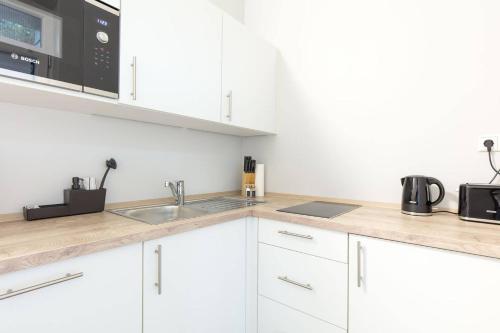 บริการและสิ่งอำนวยความสะดวก, BEJING · CHILLINGHOUSE # 2, 3 Min. vom ICE, NETFLIX; Balkon in ซีกบวร์ก