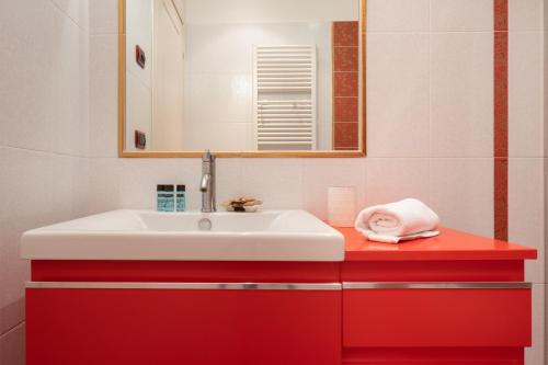 Petroni 38 by Studio Vita - image 7