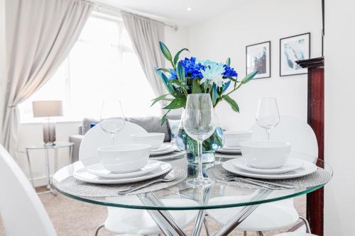 *CONTRACTOR *VACATION HOME* -THURROCK OCKENDON gîte à louer Belhus