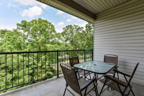 Hideaway at Holiday Hills