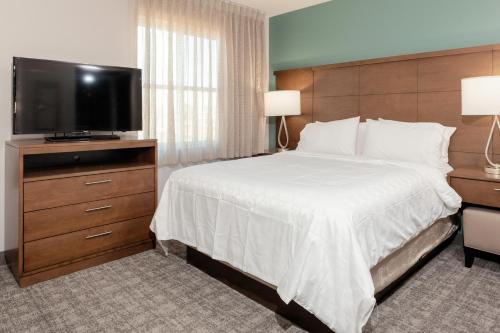 Staybridge Suites - Gilbert - East Mesa, an IHG Hotel