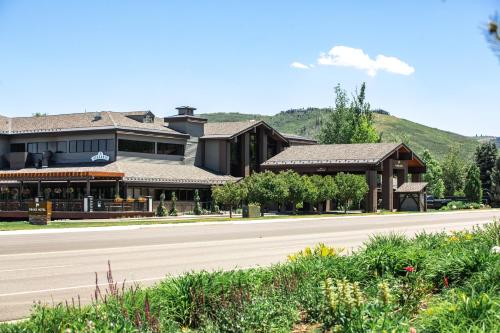 216138613 Park City Peaks