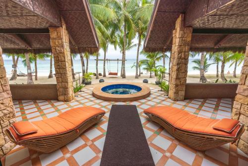 Balcony/terrace, South Palms Resort near Dumaluan Beach