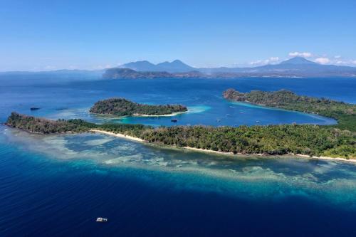 Blue Bay Divers Likupang Bangka