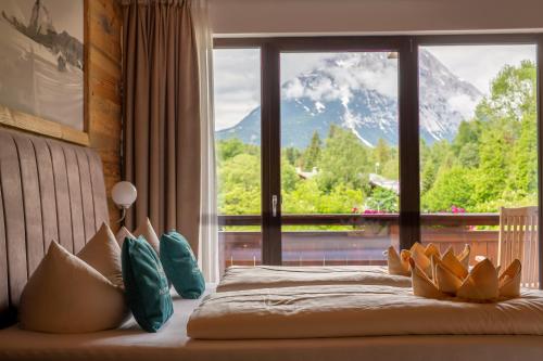 Double Room with Mountain View