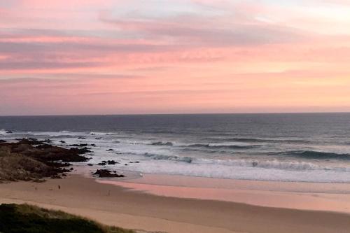 منظر, Rus & Roes Beach Home in جوكاما