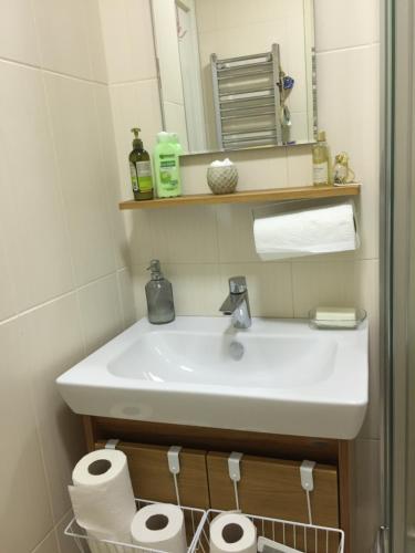  Zeliha's cosy room in Istanbul