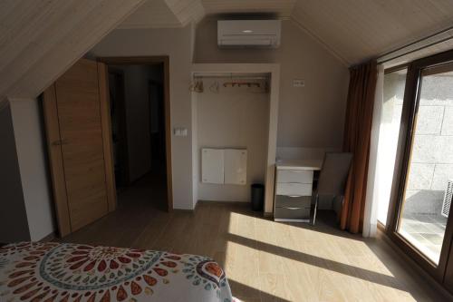 Apartamentos Playa Compostela - image 5