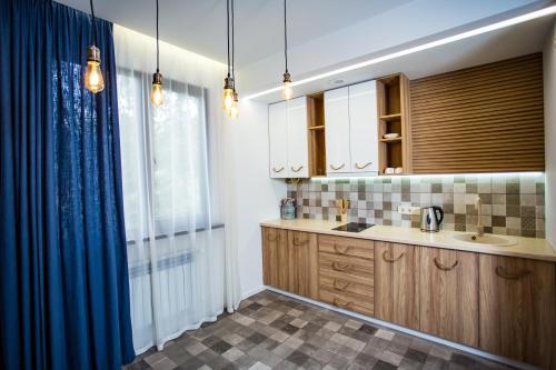 Kitchen, Tezh Ler Resort in Shahumyan