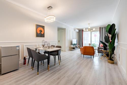 【路客】西安市未央区·余家寨地铁·路客精品公寓·00183960