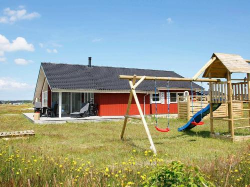 9 person holiday home in Brovst