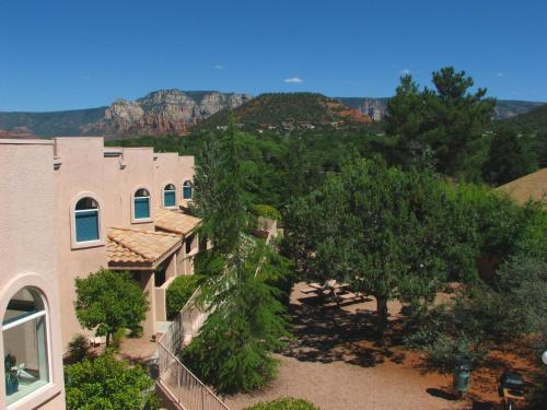 Sedona Springs Resort by VRI Resorts