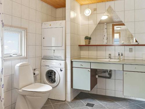 Holiday home Henne VI