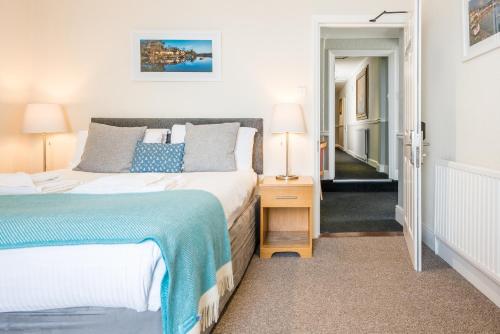 The Land's End Hotel - image 7
