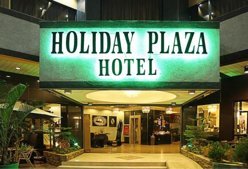 RedDoorz Plus at Holiday Plaza Hotel Tuguegarao City photo 1