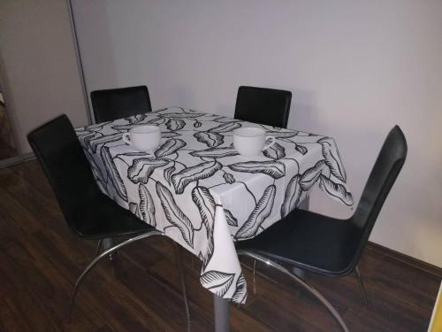 Yellow apartment central Podgorica - main image