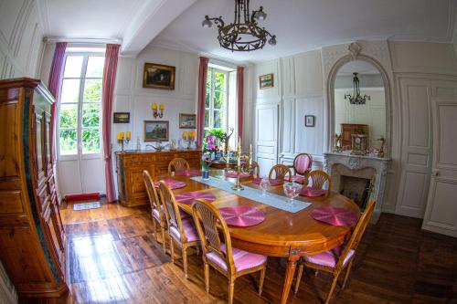 Instalações, Saint-Eusèbe Mansion - Hôtel Particulier St-Eusèbe (Saint-Eusebe Mansion - Hotel Particulier St-Eusebe) in Auxerre