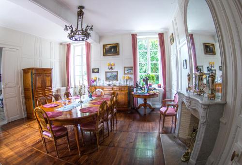 Instalações, Saint-Eusèbe Mansion - Hôtel Particulier St-Eusèbe (Saint-Eusebe Mansion - Hotel Particulier St-Eusebe) in Auxerre