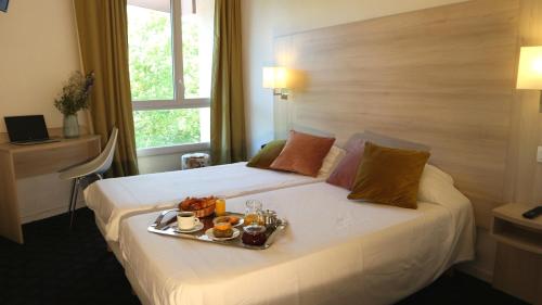 Hôtel d'Orsay Grand Matabiau Room Type - Family Double Room
