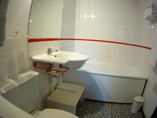 2 double beds