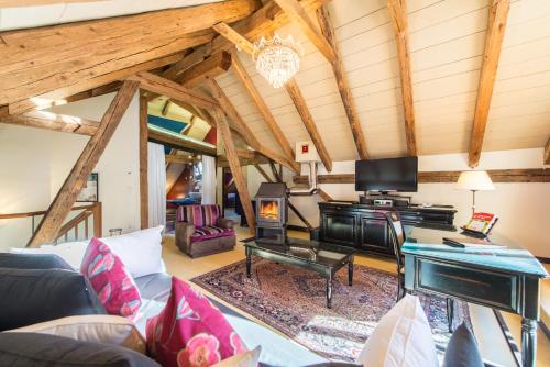 Suite - Attic