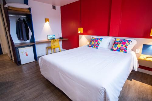 Standard Apartment image 9