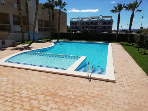 2 bedrooms, 4 beds