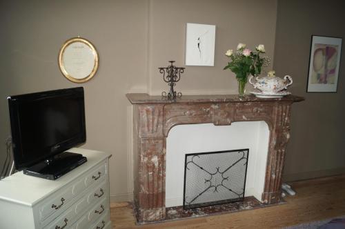 B&B Next Door - image 11