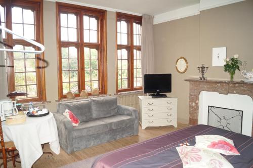 B&B Next Door - image 10