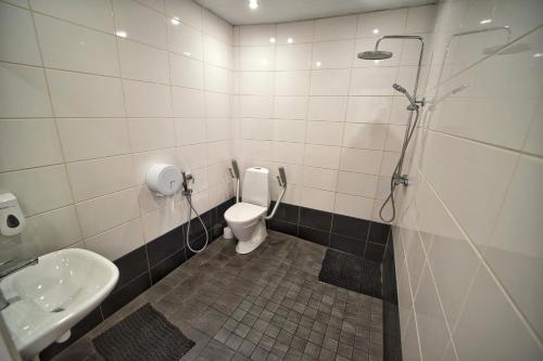 The Monks Bunk Hostel & Bar, Tallin (foto 6)