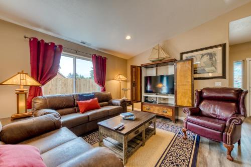 The Captain's Quarters - main image