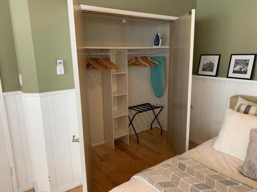 Private Guest Suite in West Los Angeles detail