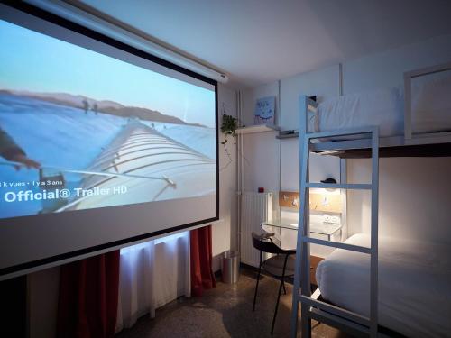 French Theory - image 3