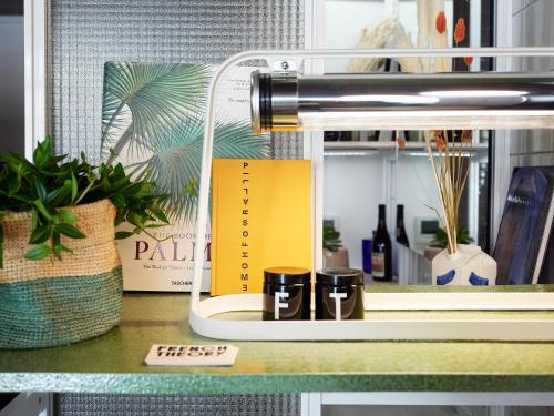 French Theory - image 8