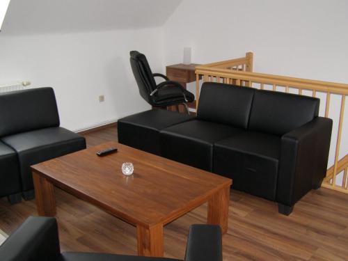 Hotel Alt Vinnhorst - image 2
