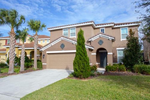 Lovely home 15 min to Disney at Solterra Resort in Davenport, USA