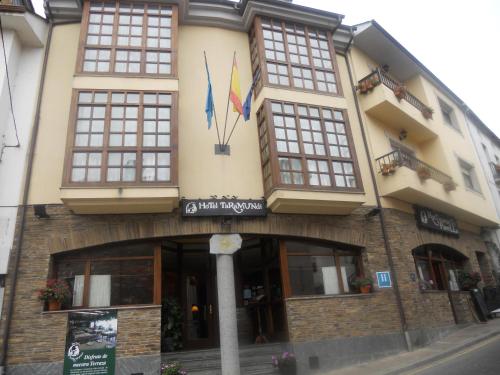 . Hotel Taramundi