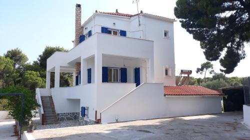  Mariza beach sea view house in Limenária
