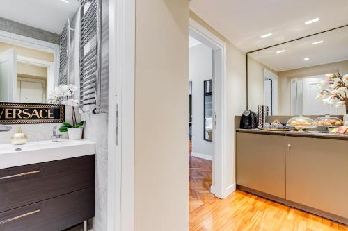 Frattina High-end apt - image 8