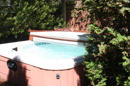 Walnut Grove Lodge - image 3