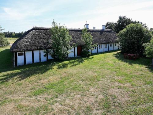  12 person holiday home in L s, Pension in Læsø